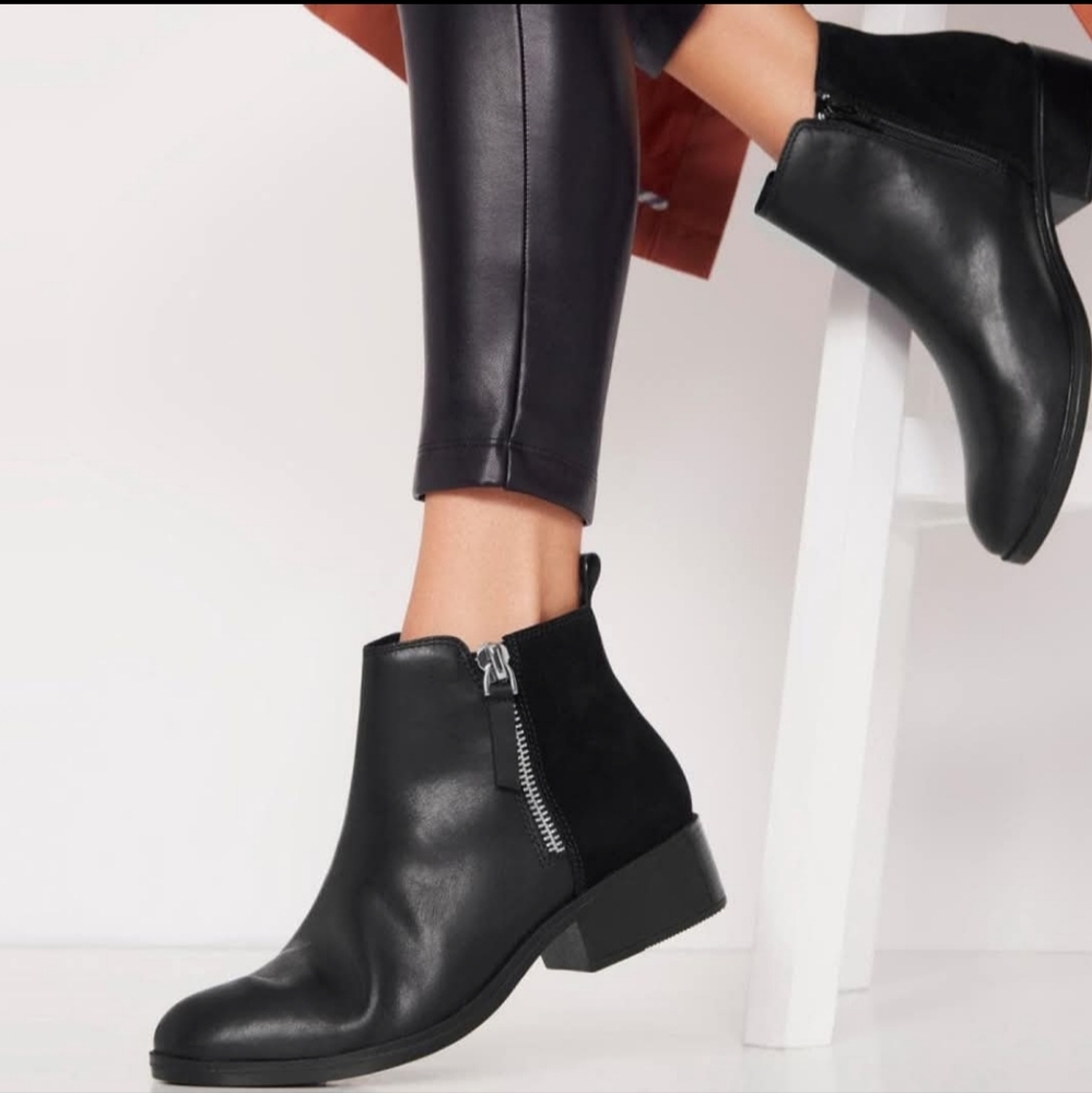 Aldo Piliri 90s Minimalist Revival Leather/Suede Block Heel Comfort Bootie 8M